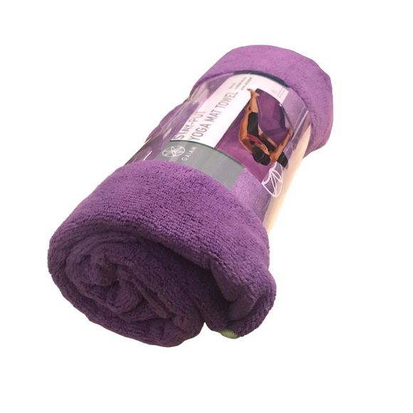Gaiam Yoga Mat Towel Non Slip Fast Dry Purple Microfiber Pilates Hot Yoga 26x70 - Picture 1 of 10